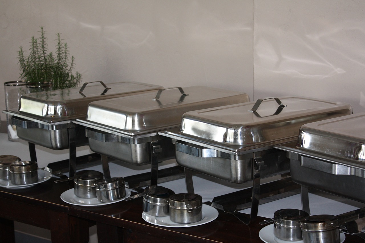 warming-trays-1148240_1280